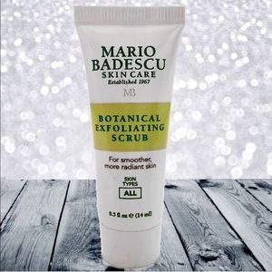 Mario Badescu Botanical Exfoliating Scrub